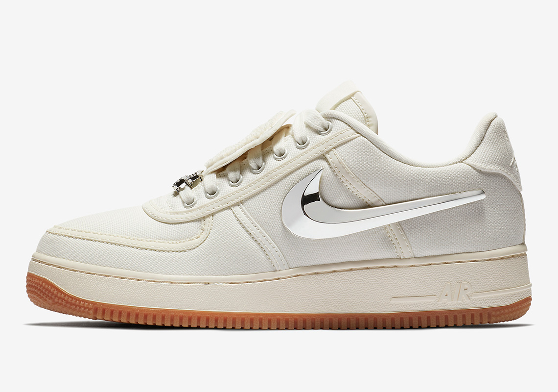 Travis Scott Nike Air Force 1 Sail Aq4211 101 2 3