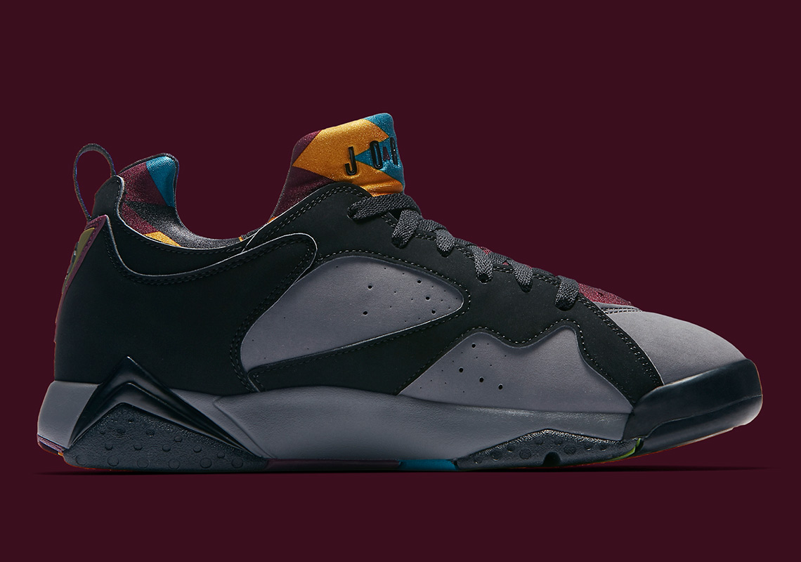 Air Jordan 7 Low Bordeaux 4