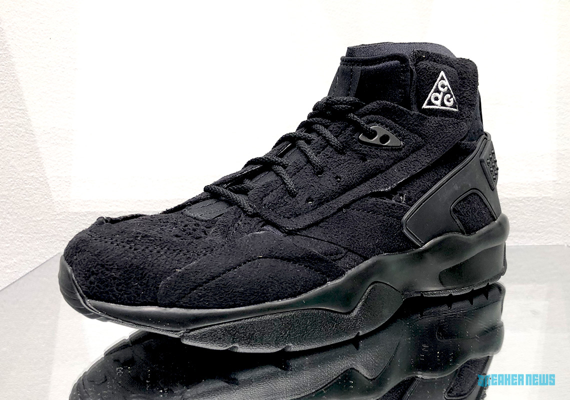 Cdg Nike Mowabb Black Photos 5