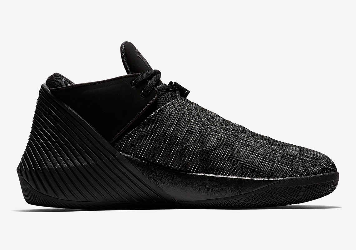 Jordan Why Not Zer0.1 Triple Black 5