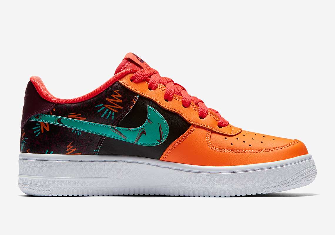 Nike Air Force 1 What The 90s 4