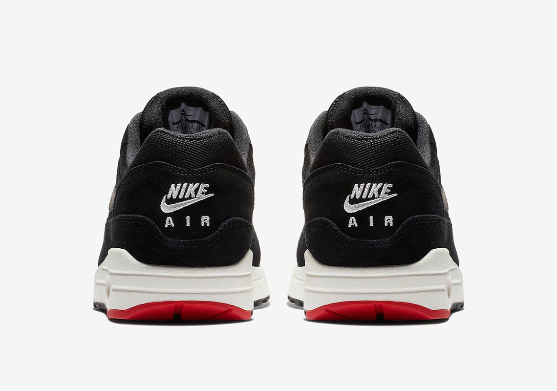 Nike Air Max 1 Mini Swoosh Black 875844 007 1