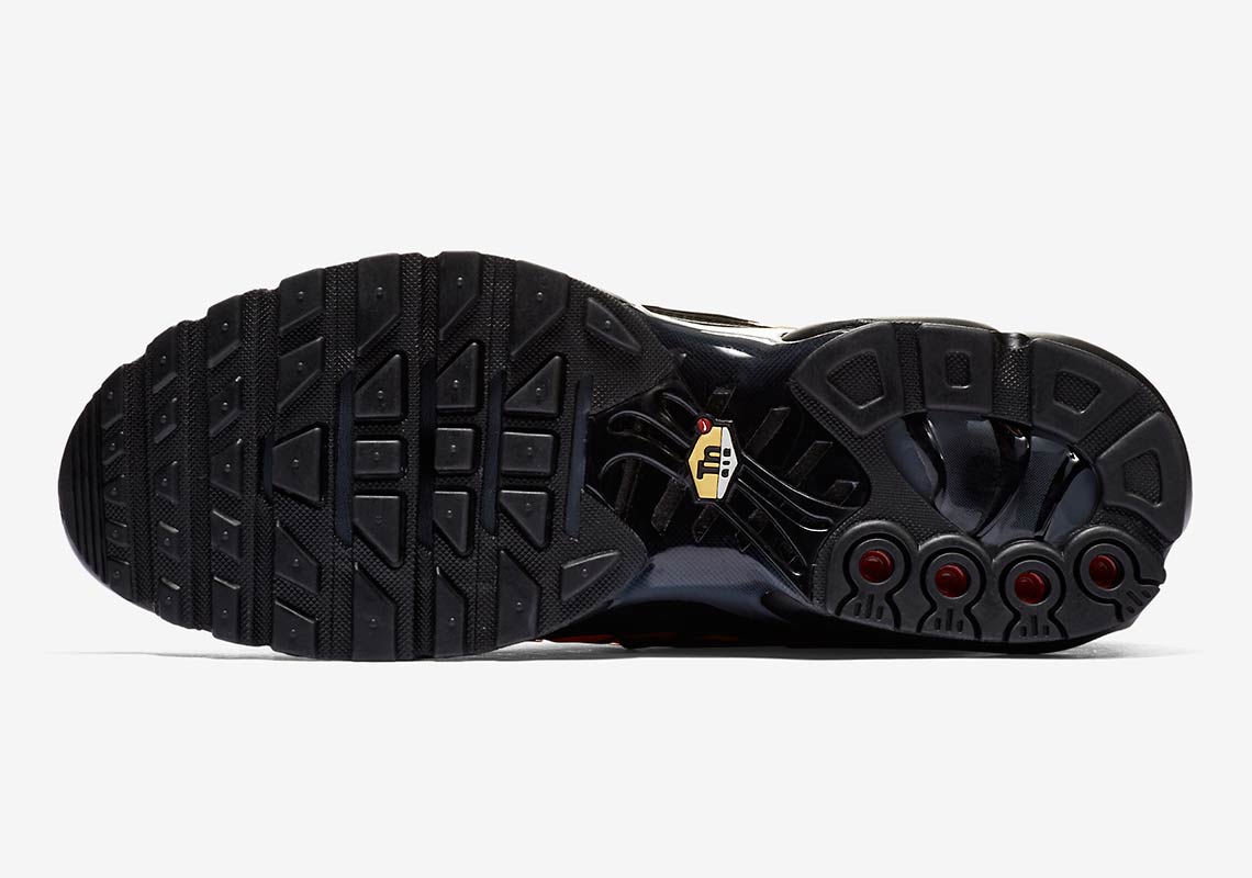 Nike Air Max Plus Mercurial Black Orange At0040 002 1