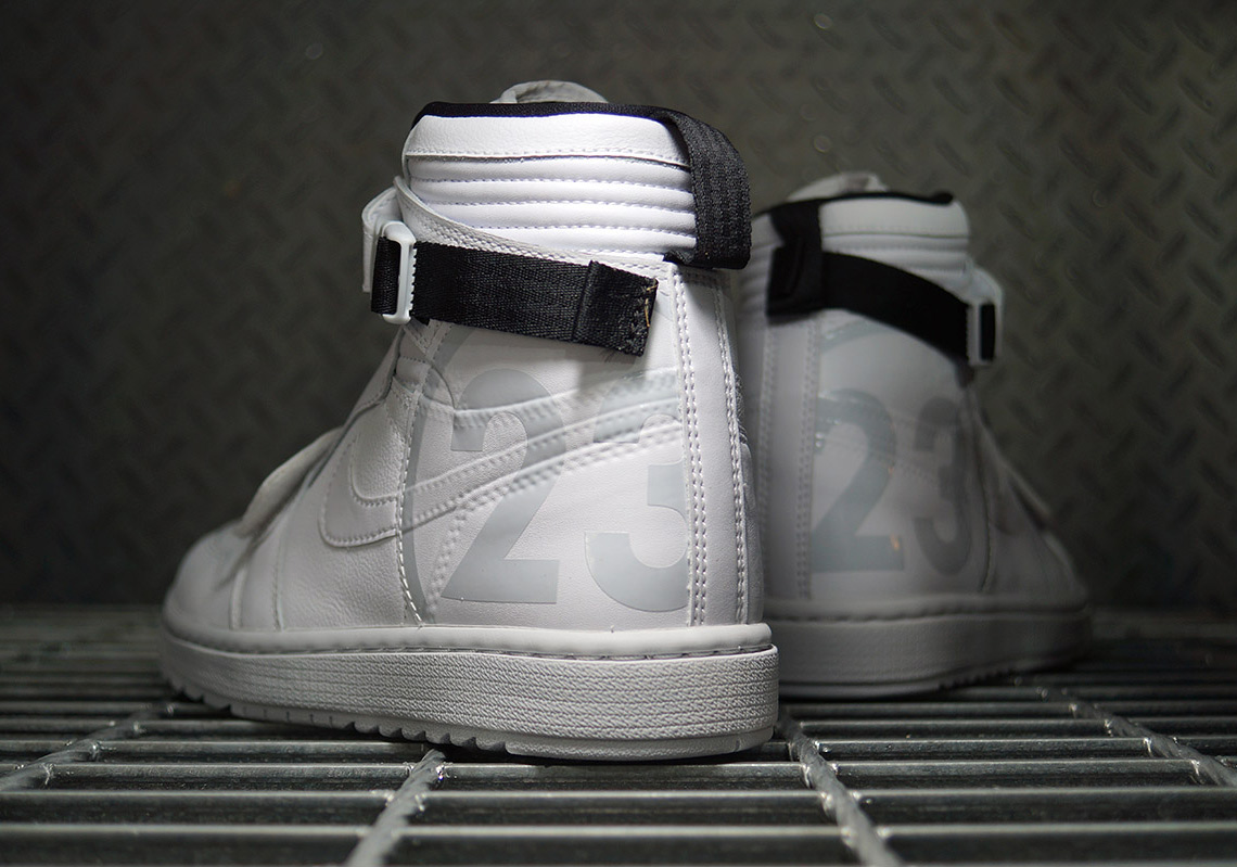 Air Jordan 1 Moto At3146 100 White Grey 3