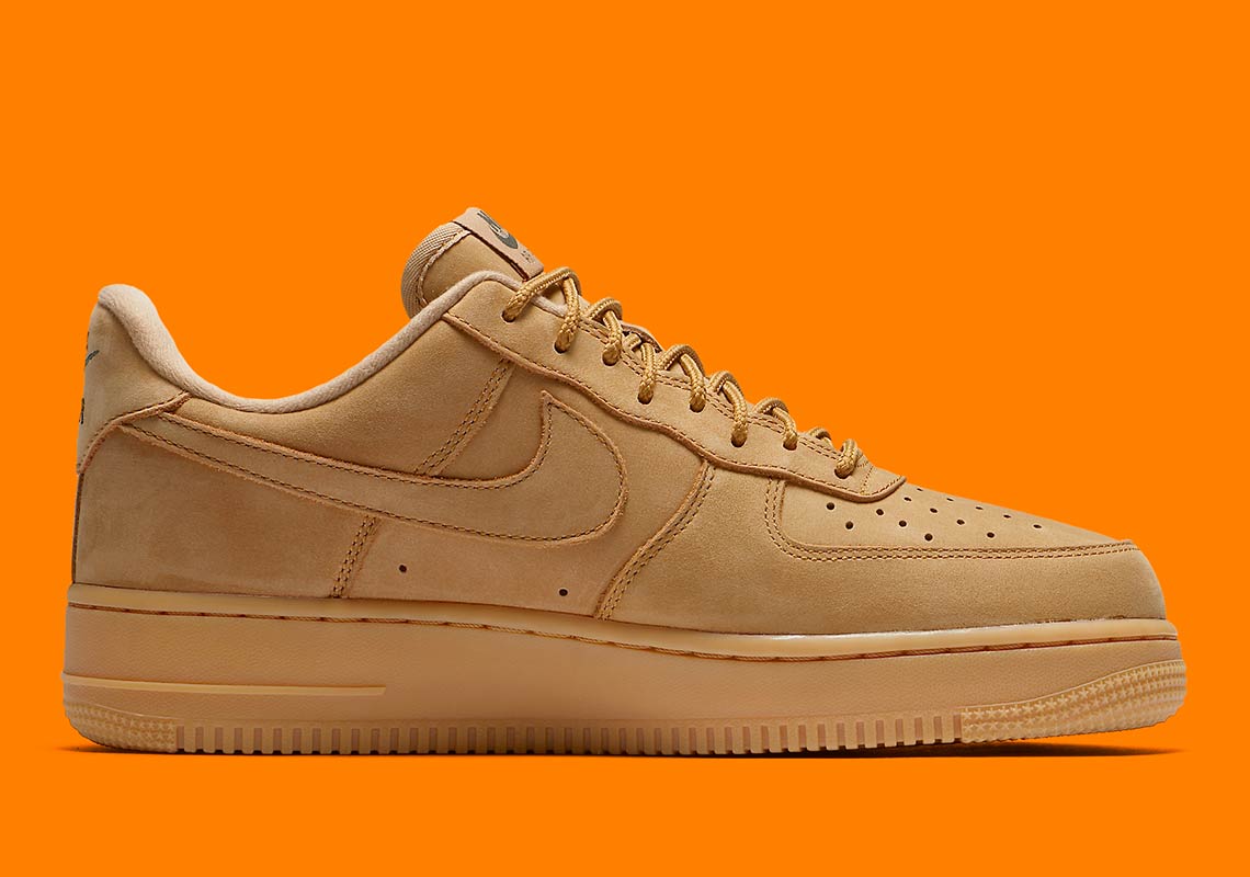 Nike Air Force 1 Low Flax Aa4061 200 1