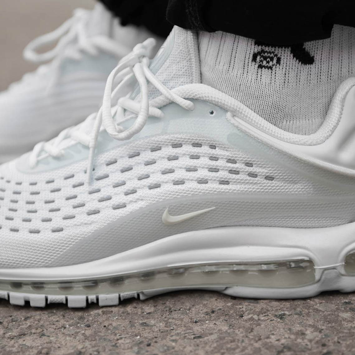 Nike Air Max Deluxe White Av2589 100 3