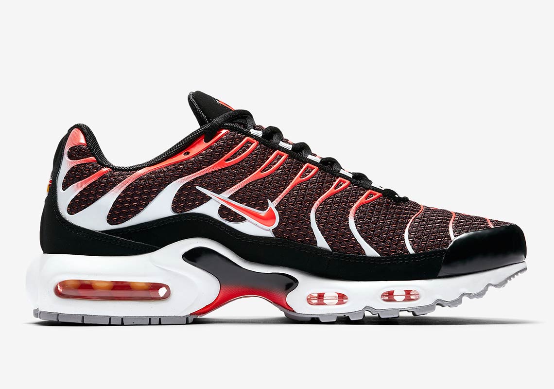 Nike Air Max Plus Hot Lava 852630 034 2