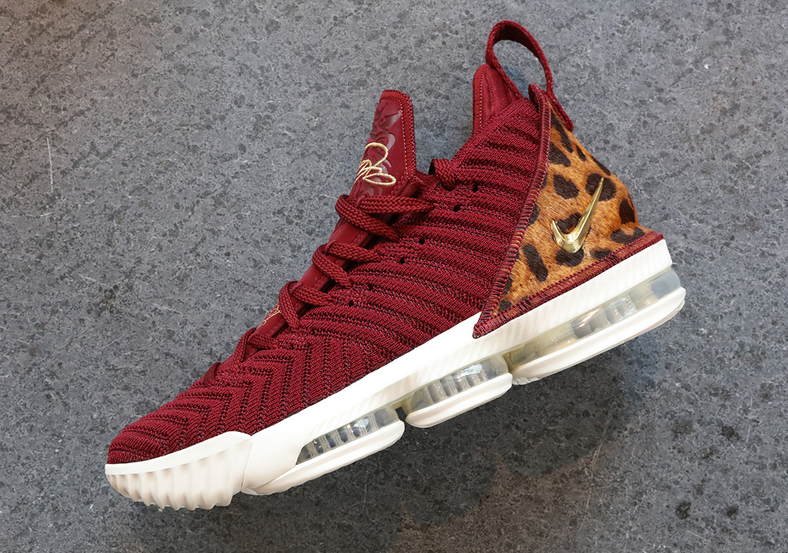 Nike Lebron 16 Small Forward King Leopard 2