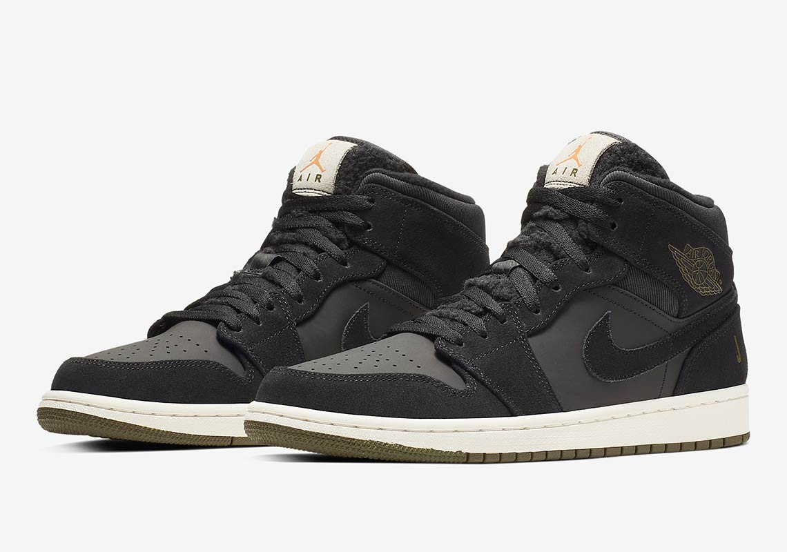 Air Jordan 1 Mid Fleece Tongue Black Bq6579 001 6