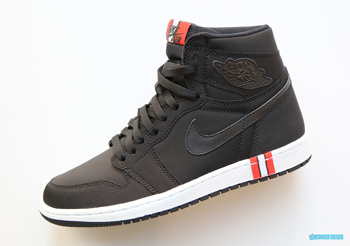 Up Close With The Air Jordan 1 "PSG"