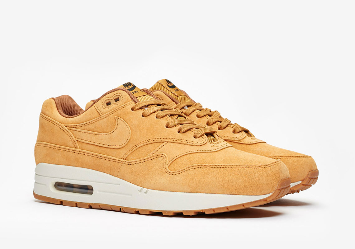 Nike Air Max 1 "Wheat" Is Available Now