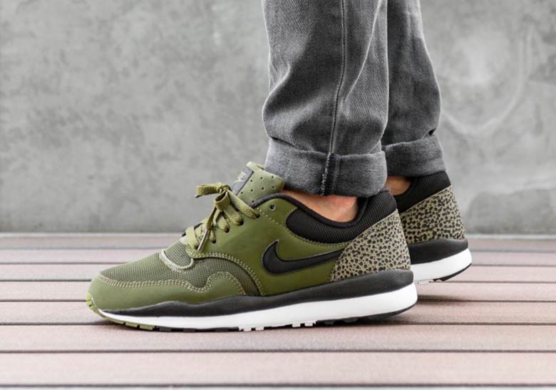 Nike Air Safari Olive Black 371740 304 2