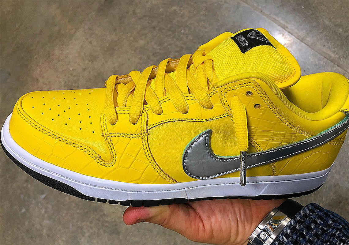 Diamond Supply Co. Is Releasing A Third "Yellow Diamond" Nike SB Dunk