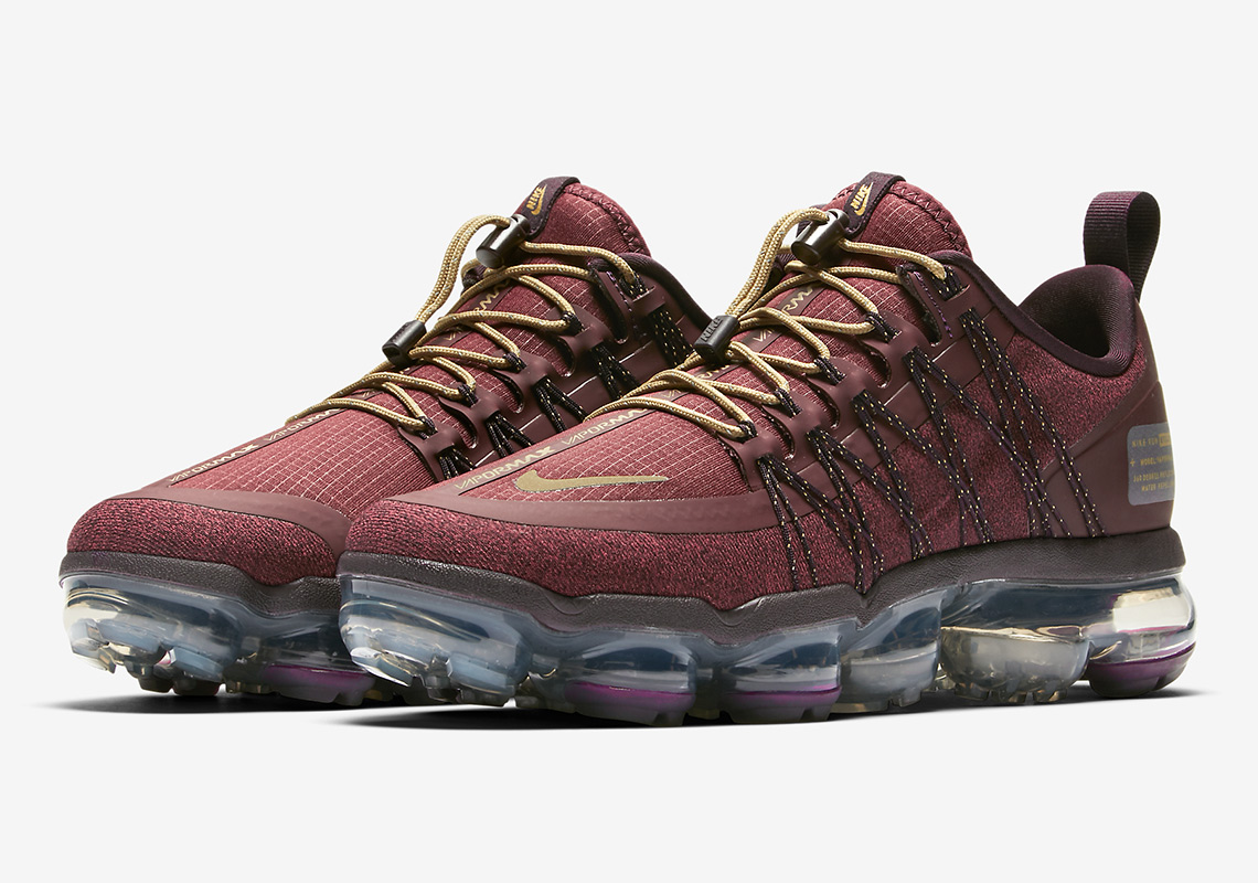 The Nike Vapormax Run Utility Appears In Washington Redskins Colors