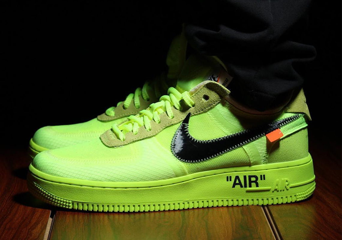 Detailed Look At The Off-White x Nike Air Force 1 "Volt"