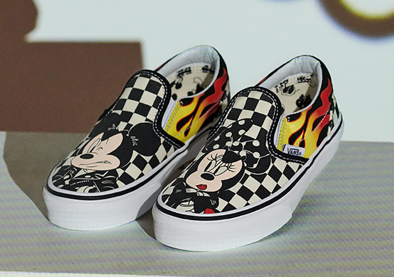 Vans Mickey Mouse Collection 23