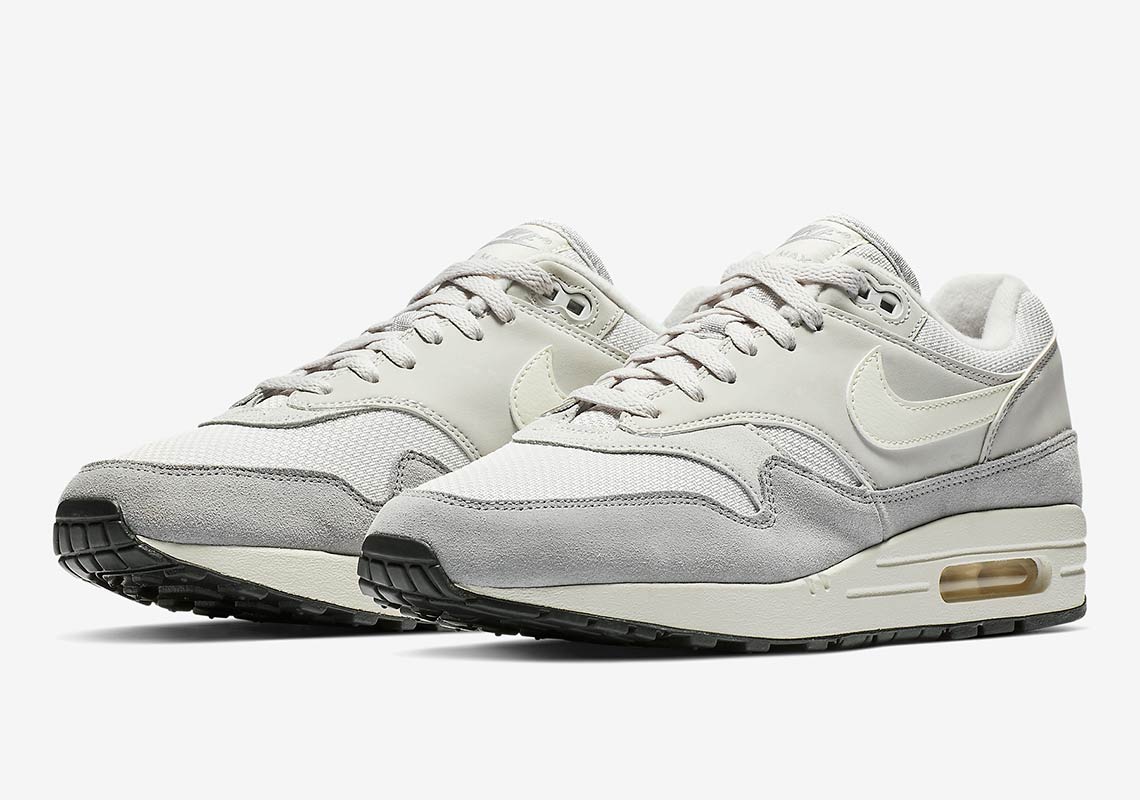 Nike Air Max 1 Grey White0 Ah8145 011 3