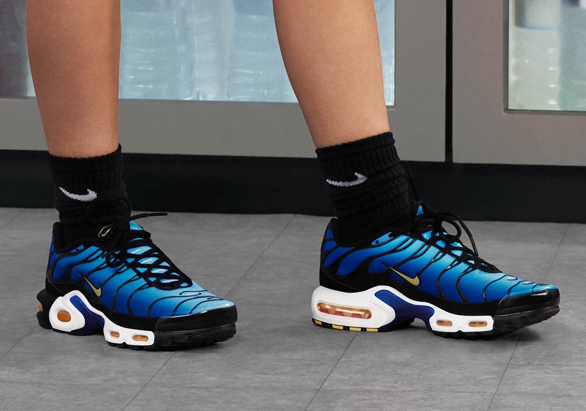 Nike Air Max Plus Hyper Blue Release Date 3