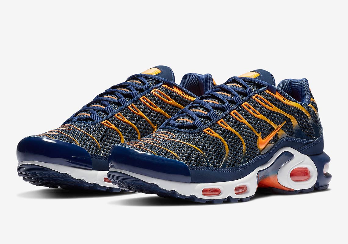 The Nike Air Max Plus Arrives In "Blue Void"