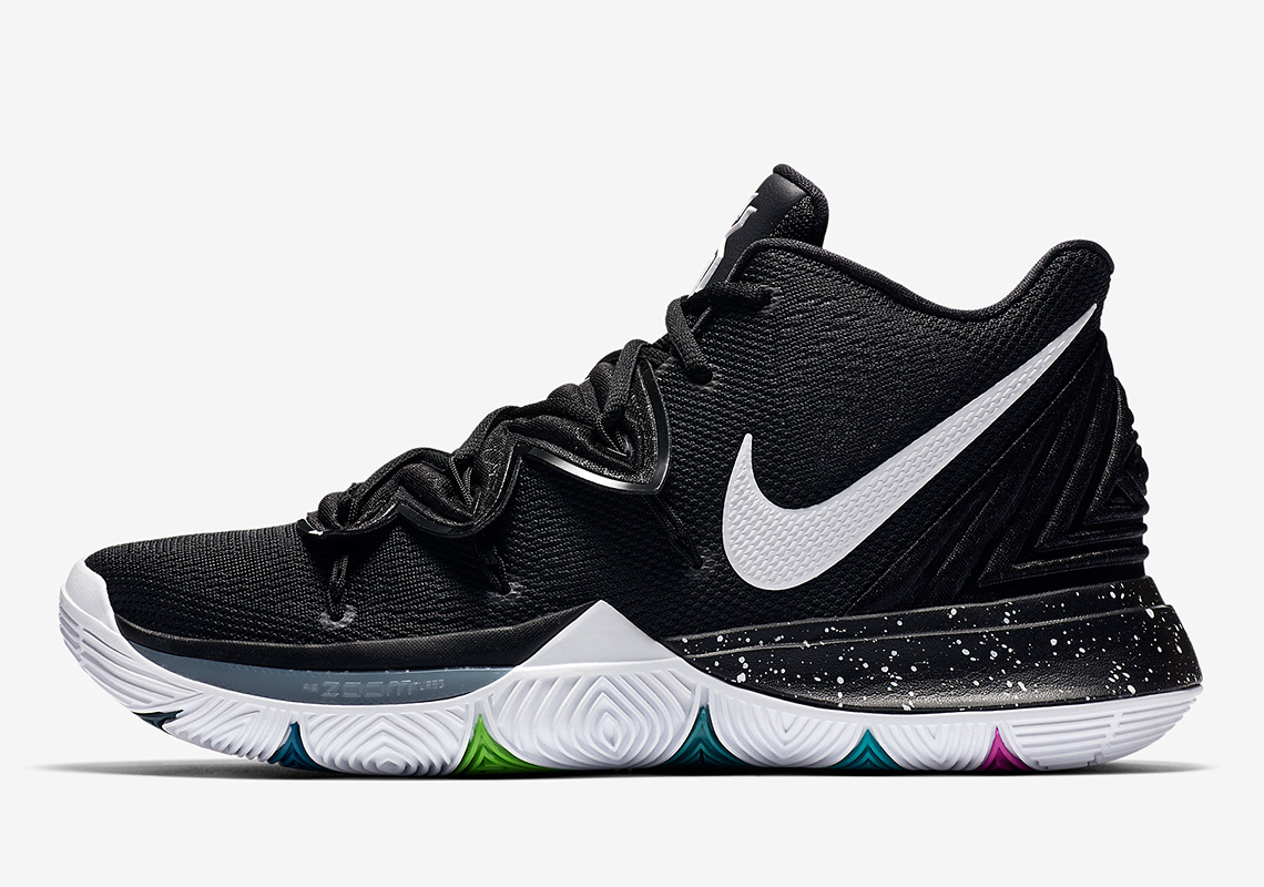 Nike Kyrie 5 Black Magic 3