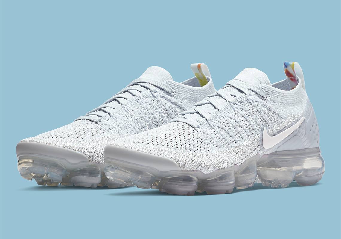 Nike Vapormax Flyknit 2 "Pure Platinum" Arrives With Floral Accents