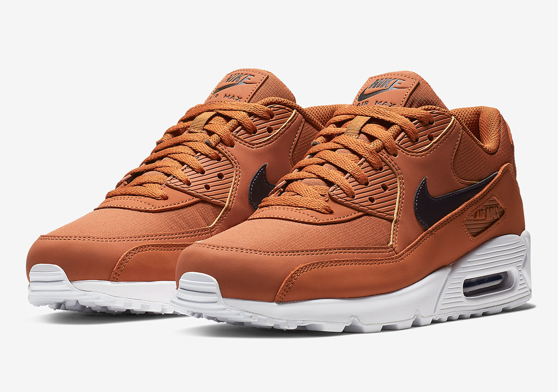 Nike Air Max 90 "Dark Russet" Is Coming Soon