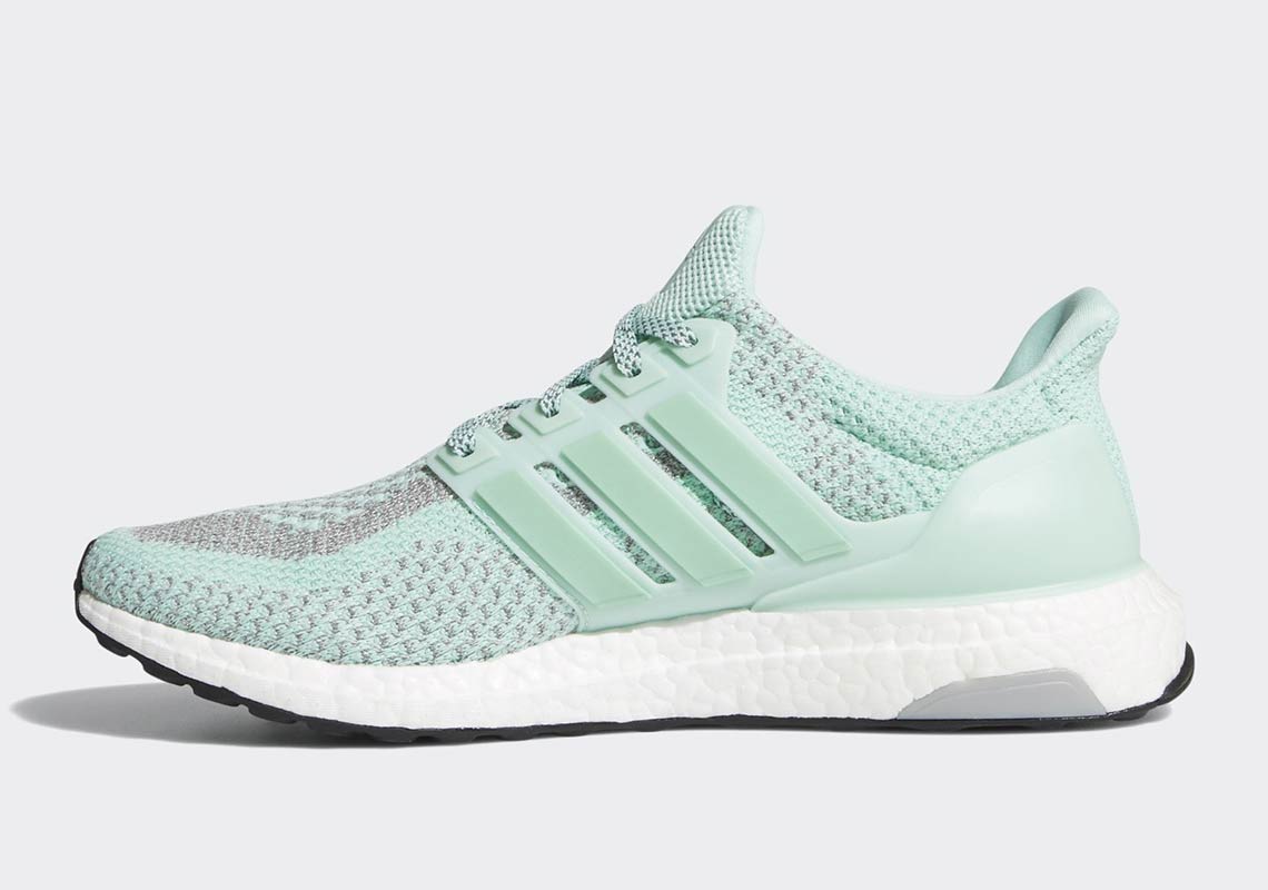 Adidas Ultra Boost Lady Liberty Cg2928 2