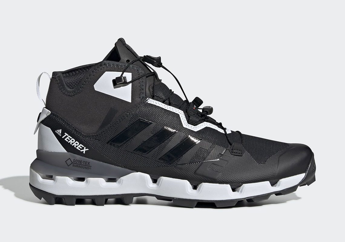 Adidas White Mountaineering Terrex Fast Db3007 01