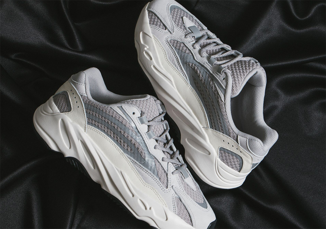 Adidas Yeezy Boost 700 V2 Static Release 2