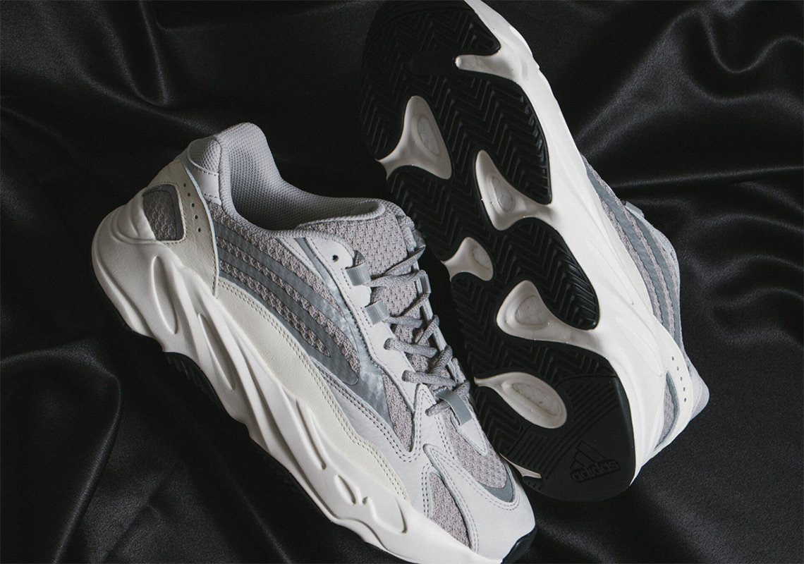 Adidas Yeezy Boost 700 V2 Static Release 4