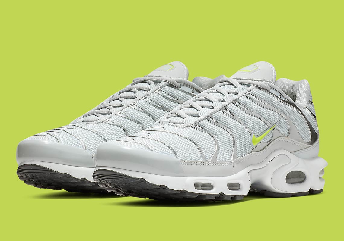 Nike Air Max Plus Grey Volt Cd1533 002 1