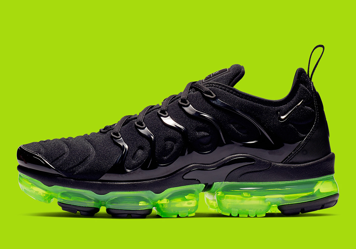 Nike Vapormax Plus 924453 015 5