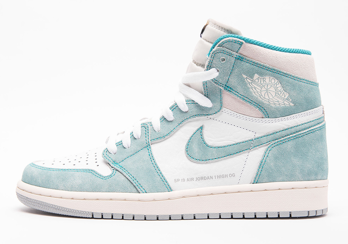 Air Jordan 1 Retro High OG "Turbo Green" Releases On February 15th