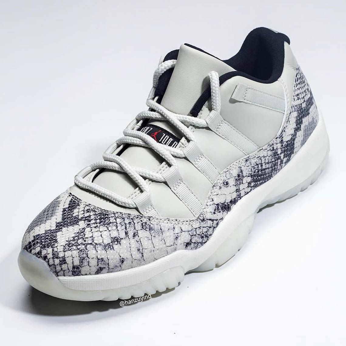 Air Jordan 11 Low Snakeskin Light Bone Cd6846 002 4