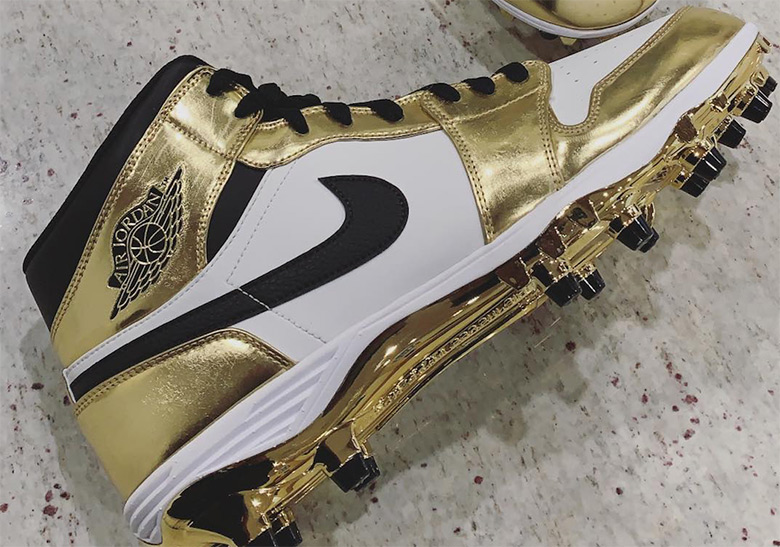 Jordan Brand Athletes Debut Air Jordan 1 PE Cleats For Playoffs