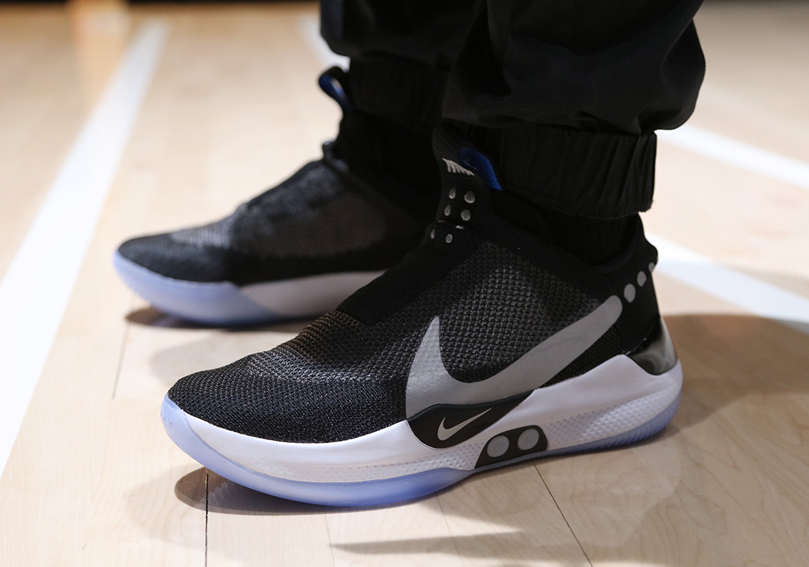 Nike Adapt Bb Shoe 1