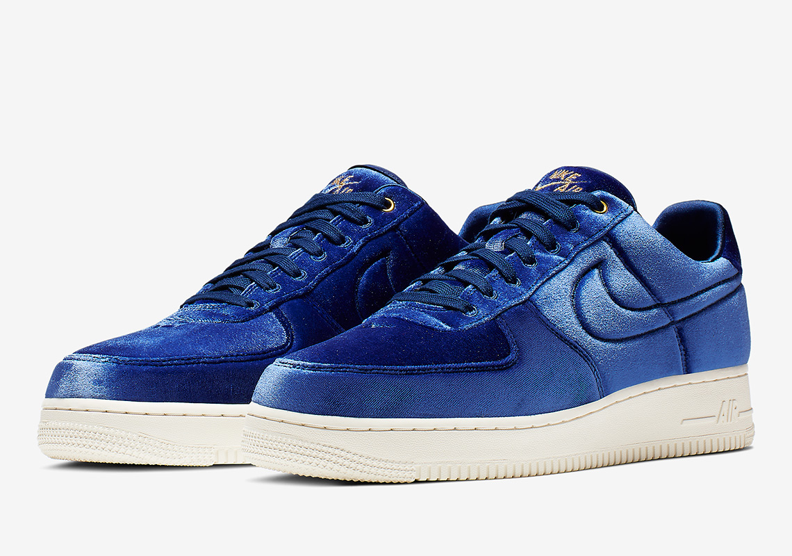 Nike Air Force 1 Premium At4144 400 2