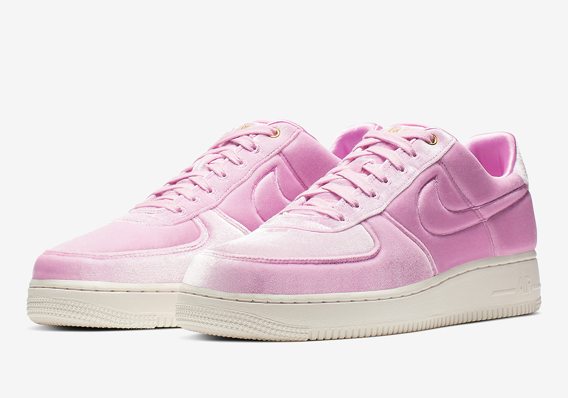 Nike Air Force 1 Premium At4144 600 1