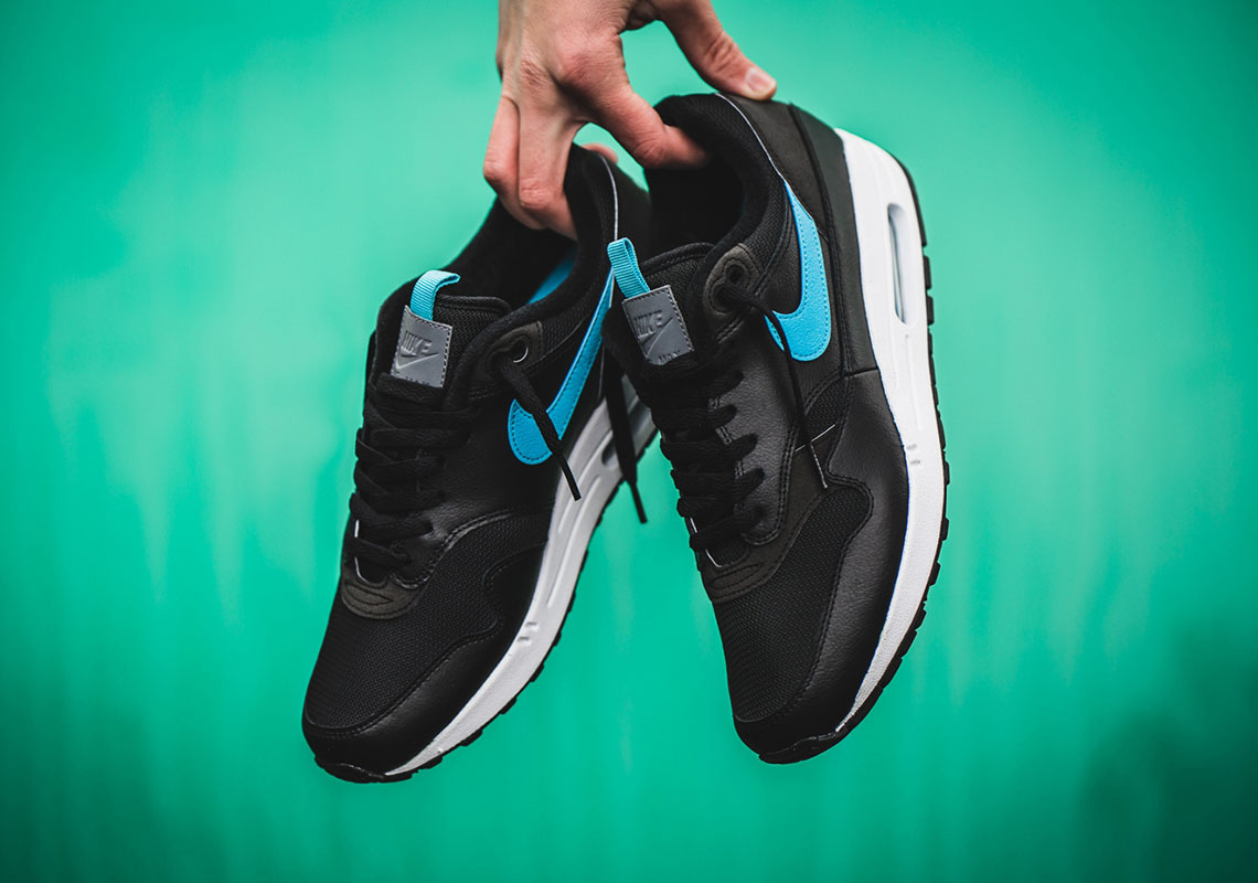 Nike Air Max 1 Black Cd1530 001 1