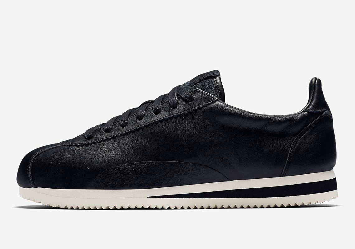 Nike Cortez Swooshless Black 807480 003 1