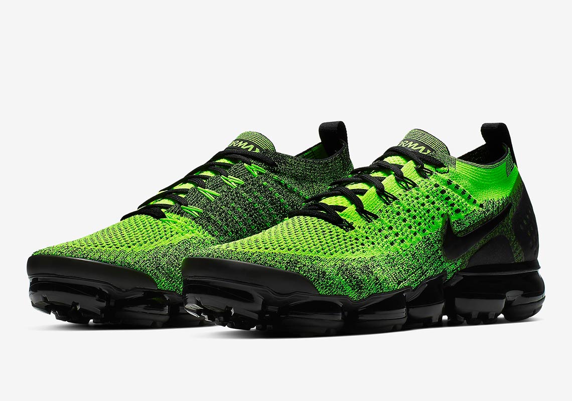 Nike Vapormax Flyknit 2 Gets Dressed in Neon Green And Black