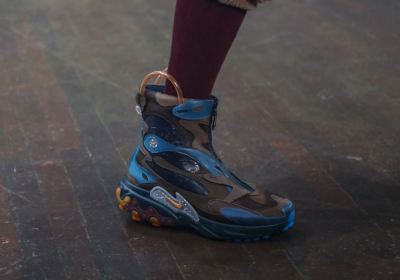 Undercover Nike Paris Fashion Week Air Max720 Boot 3