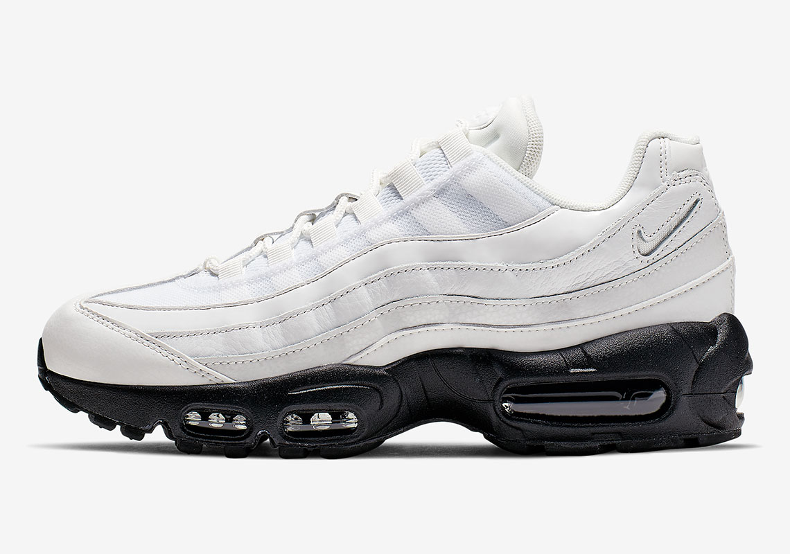 Nike Air Max 95 Aq4138 102 White Black 1