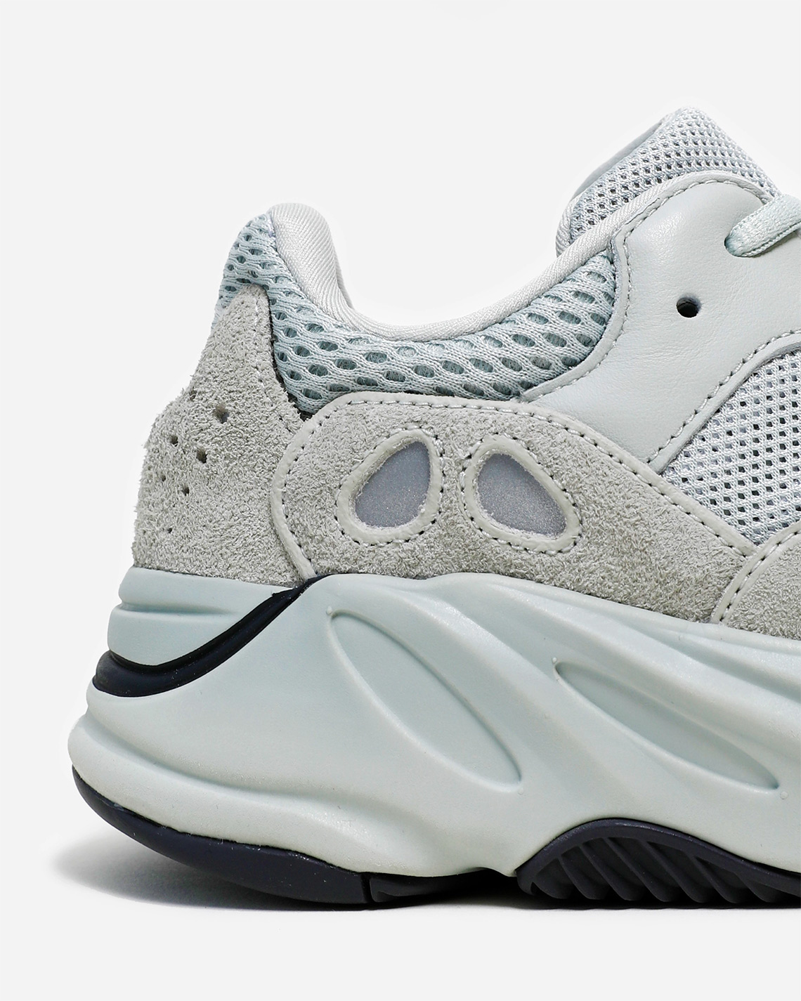 Adidas Yeezy 700 Salt Store List 2