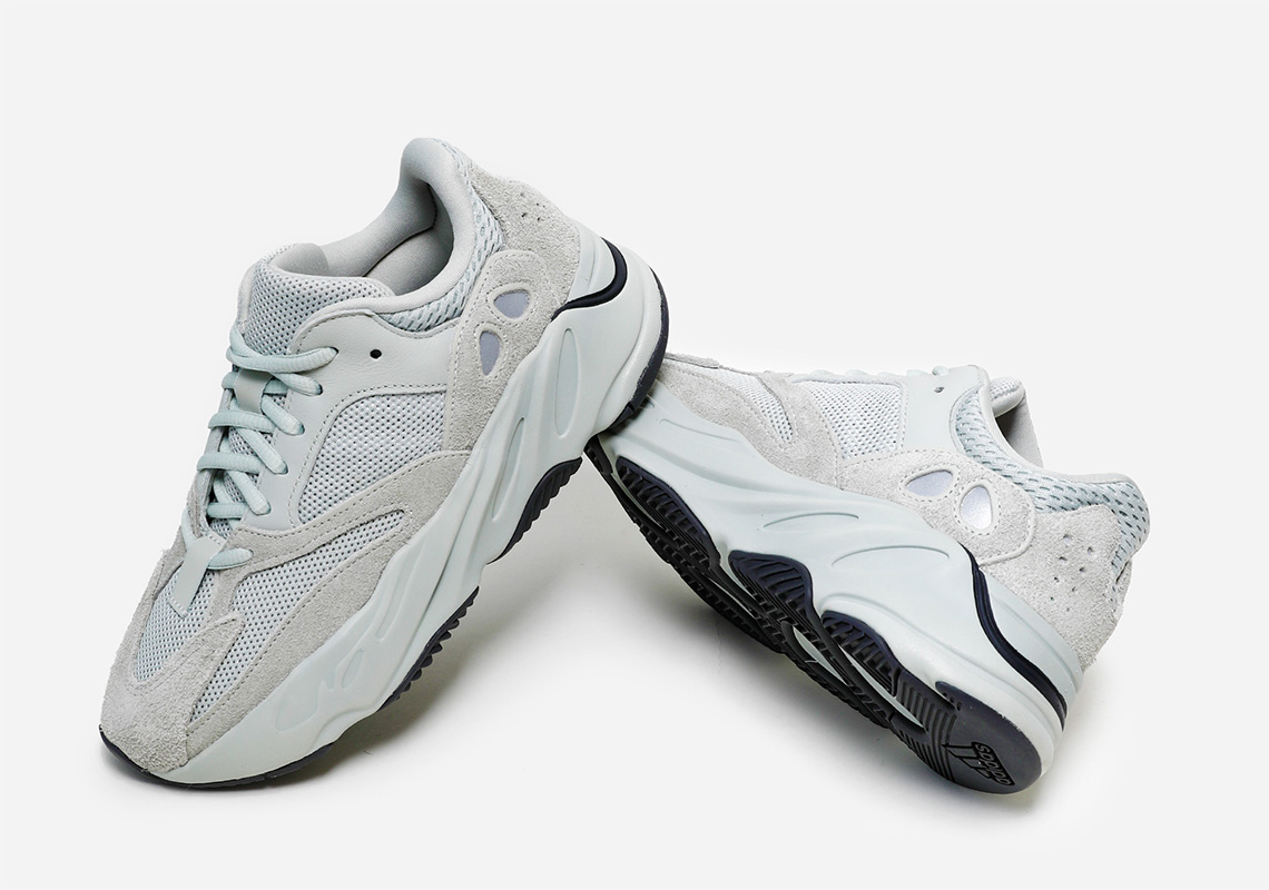 Adidas Yeezy 700 Salt Store List 4