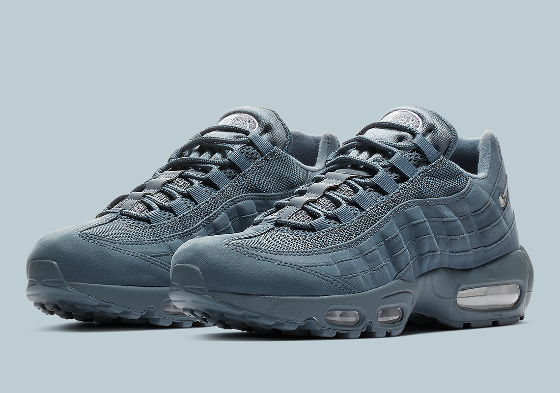 Nike Air Max 95 SC Goes Tonal Blue