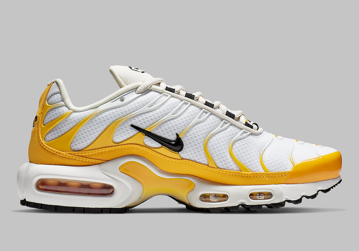 Nike Air Max Plus White Black Yellow Wu Tang Cd7061 700 6