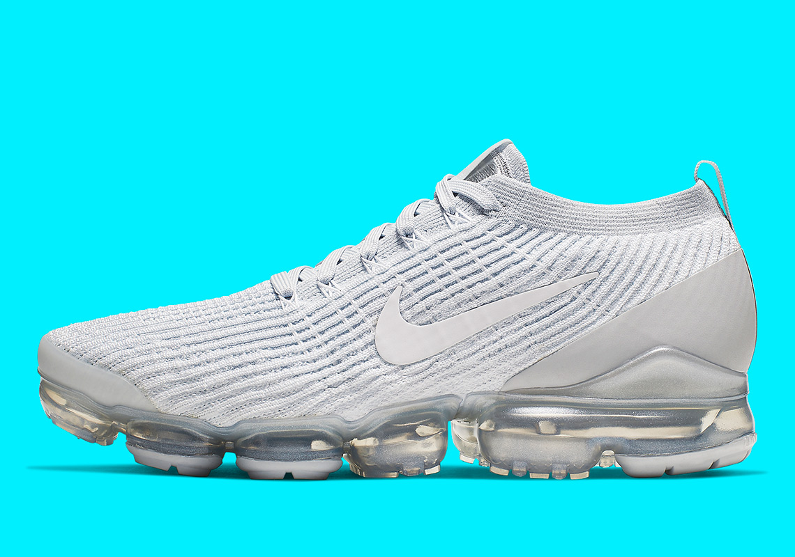 Detailed Look At The Nike Vapormax 3.0 "Pure Platinum"