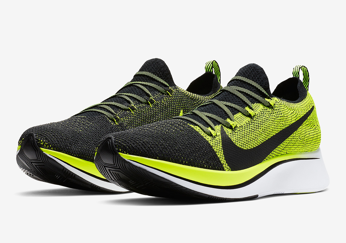 Nike Zoom Fly Flyknit Volt Bv6103 002 1