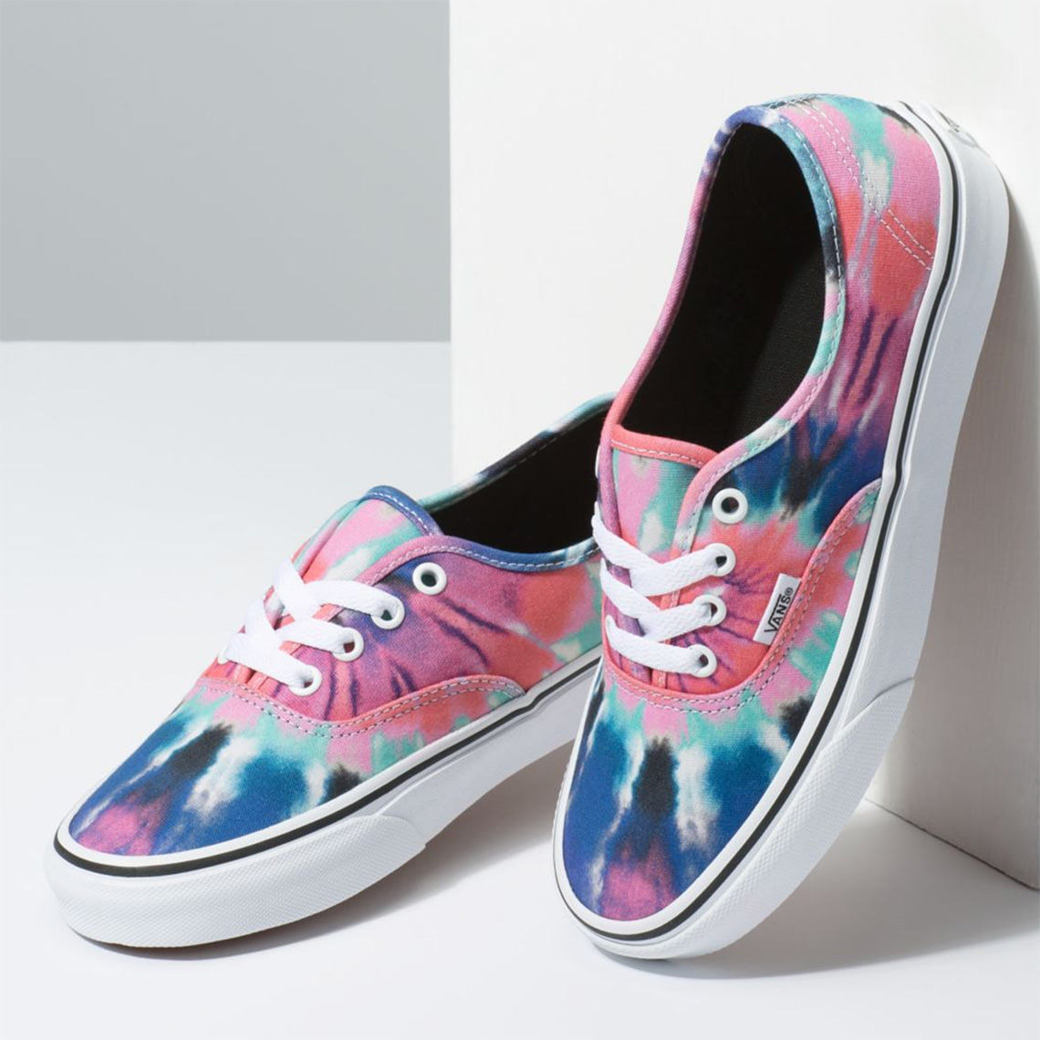 Vans Authentic Tie Dye 1